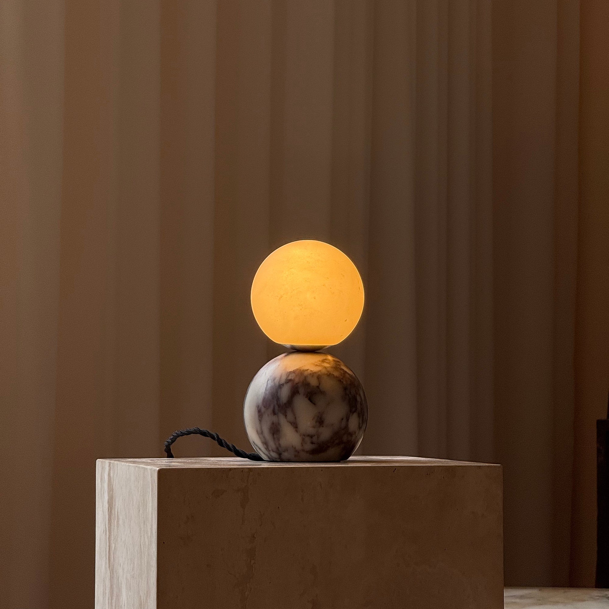 Ceaty Table Lamp