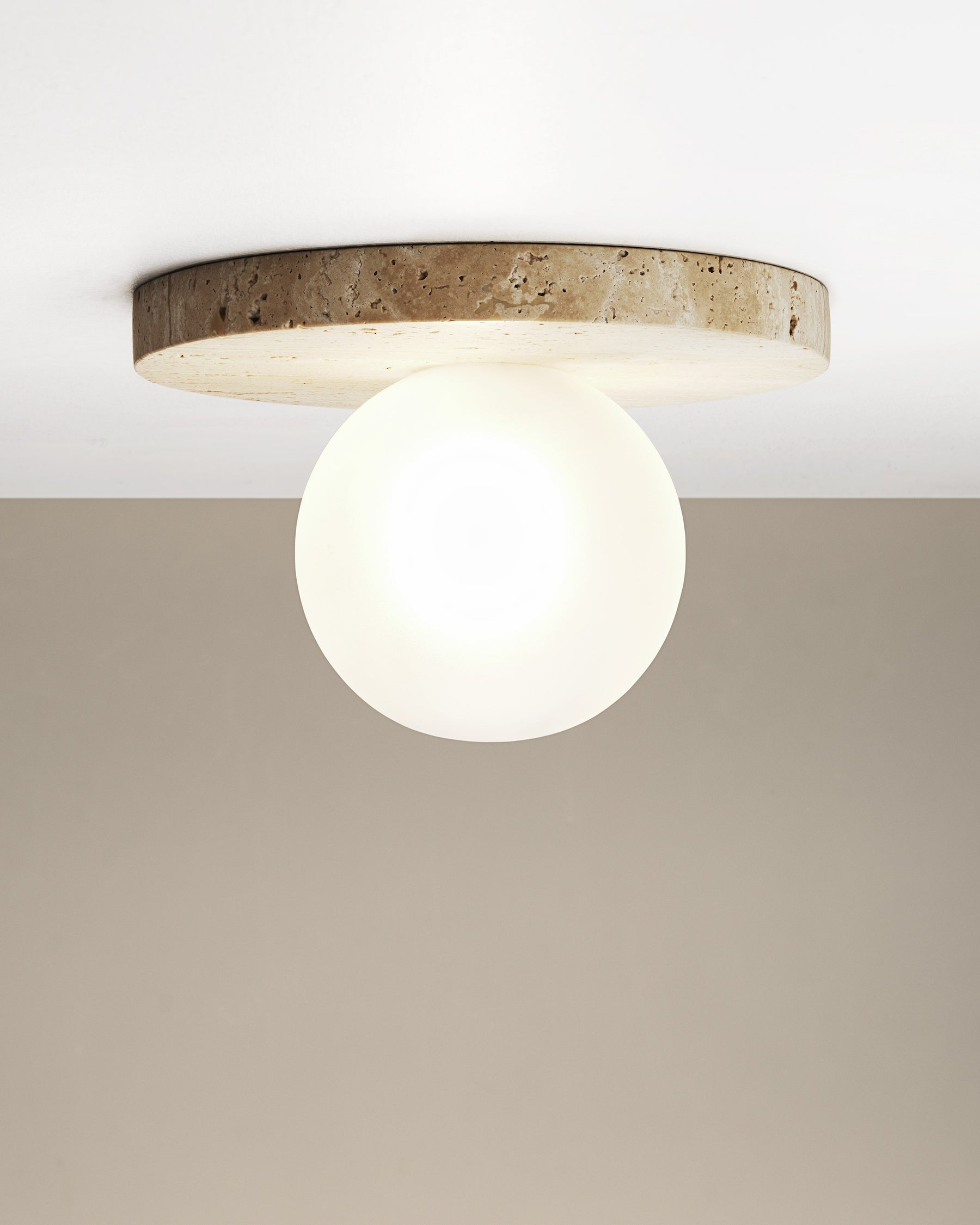 Calirina Wall Lamp