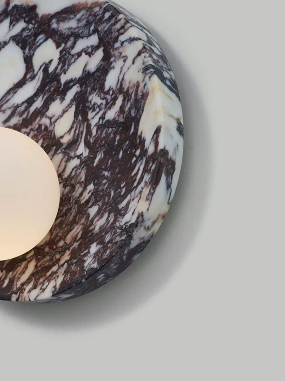 Avenerine Wall Lamp