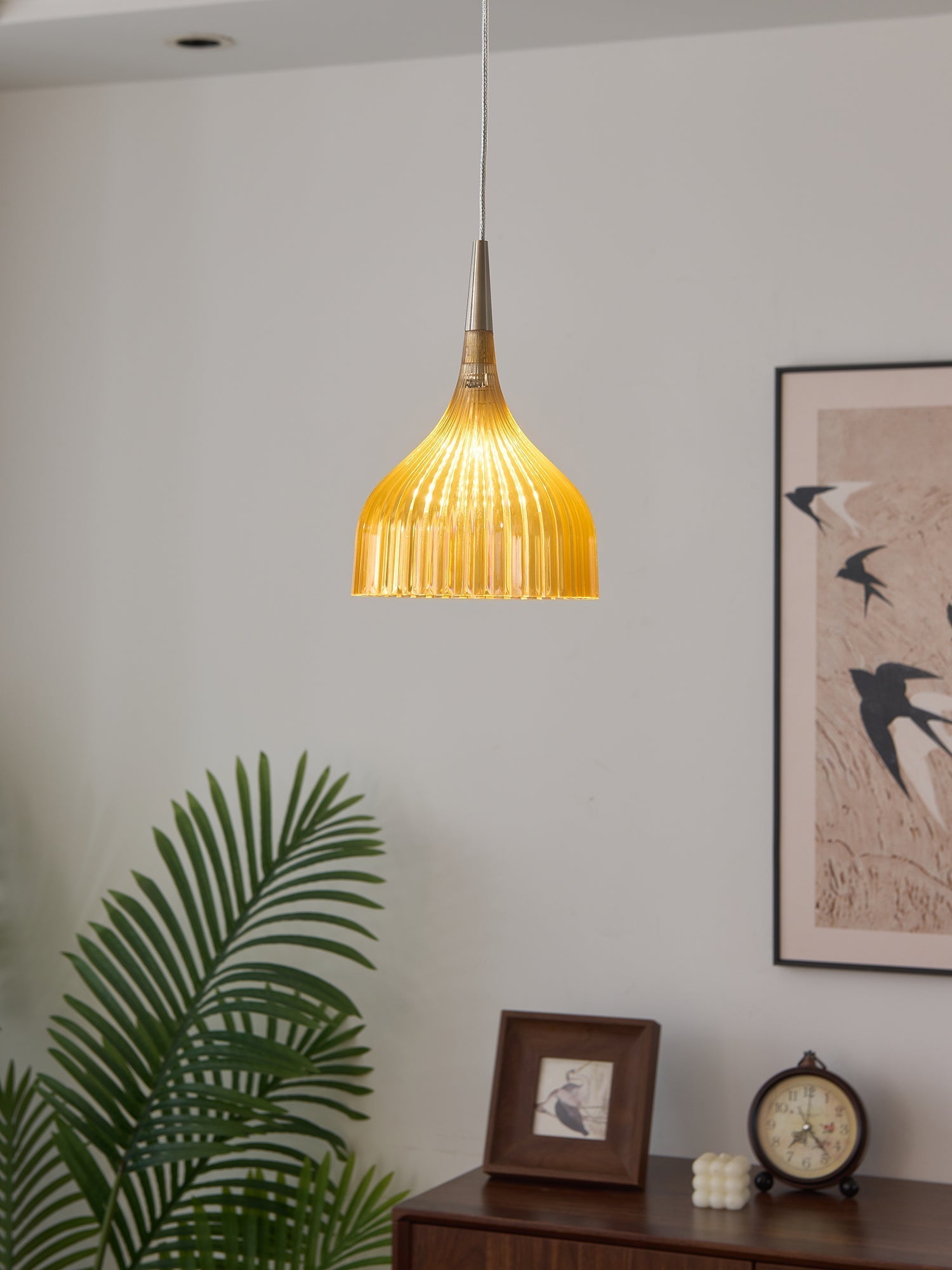 Durven Elegant Pendant Lamp