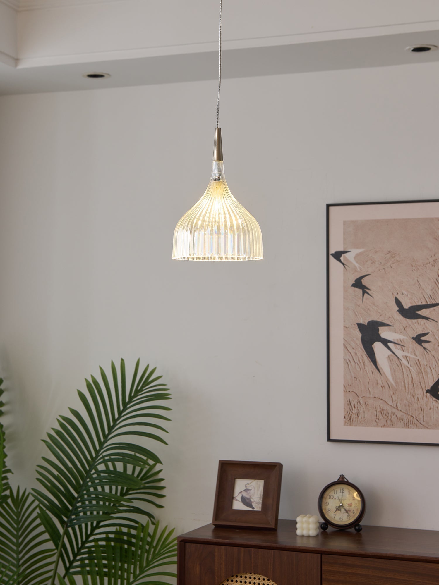 Durven Elegant Pendant Lamp