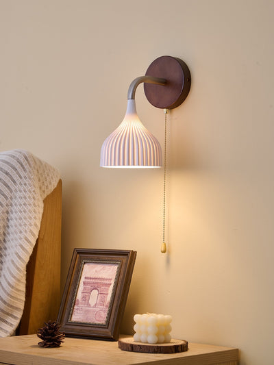 Cimararae Elegance Classic Wood Wall Lamp