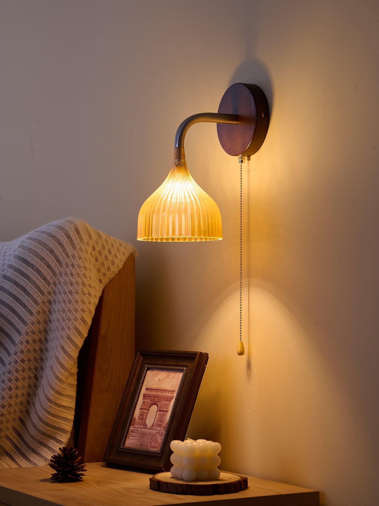 Cimararae Elegance Classic Wood Wall Lamp