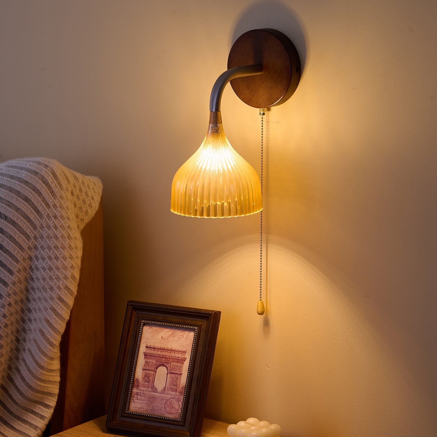 Cimararae Elegance Classic Wood Wall Lamp