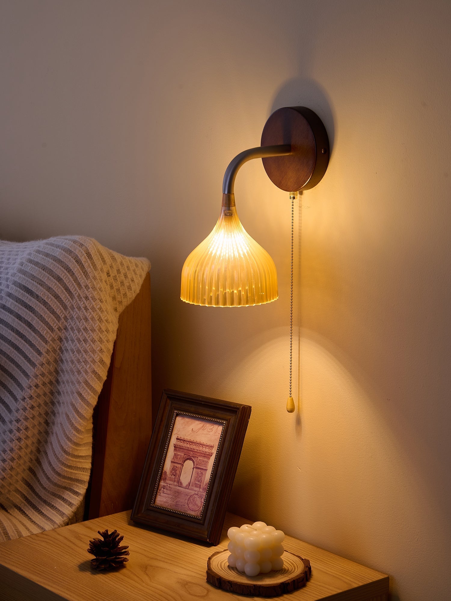 Cimararae Elegance Classic Wood Wall Lamp