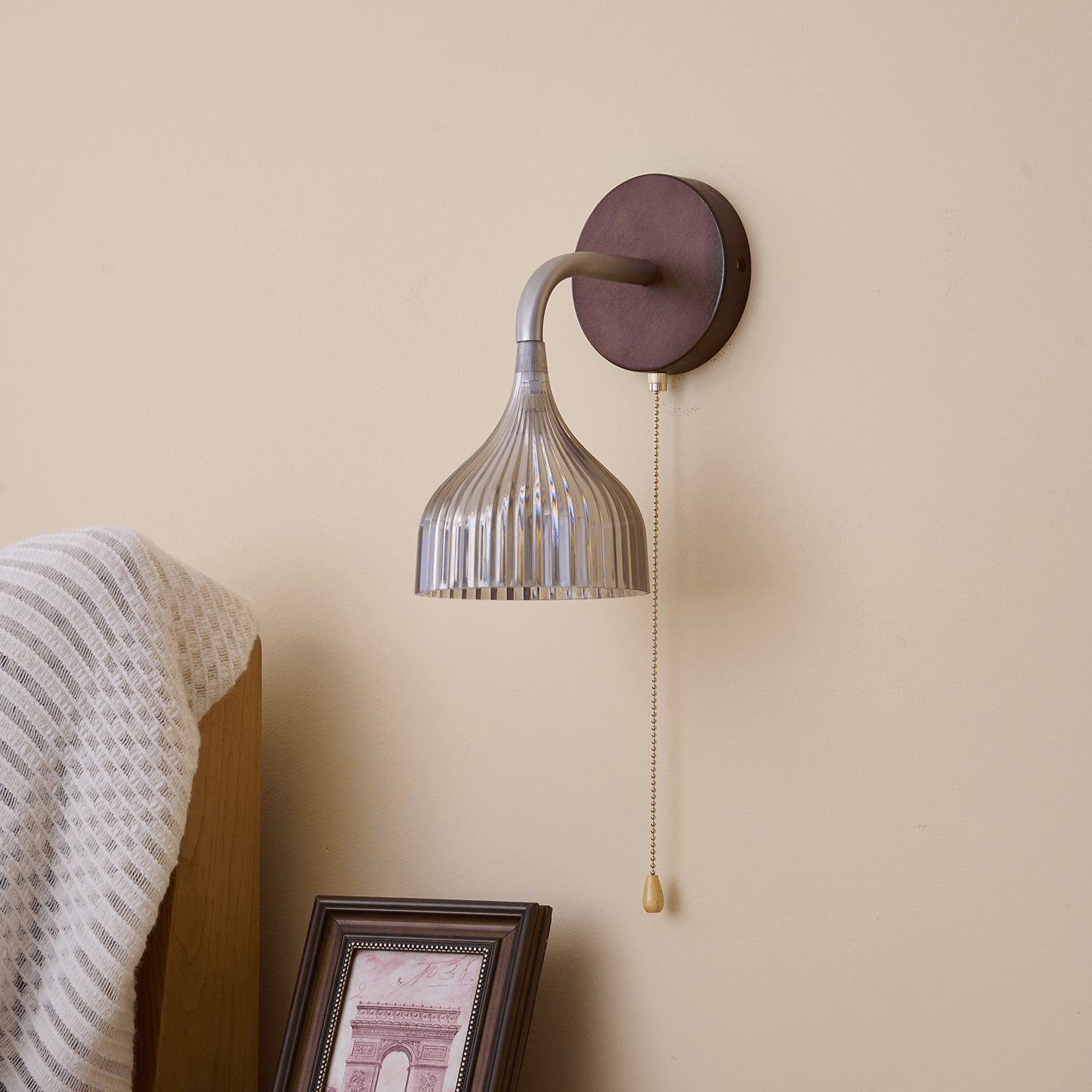 Cimararae Elegance Classic Wood Wall Lamp