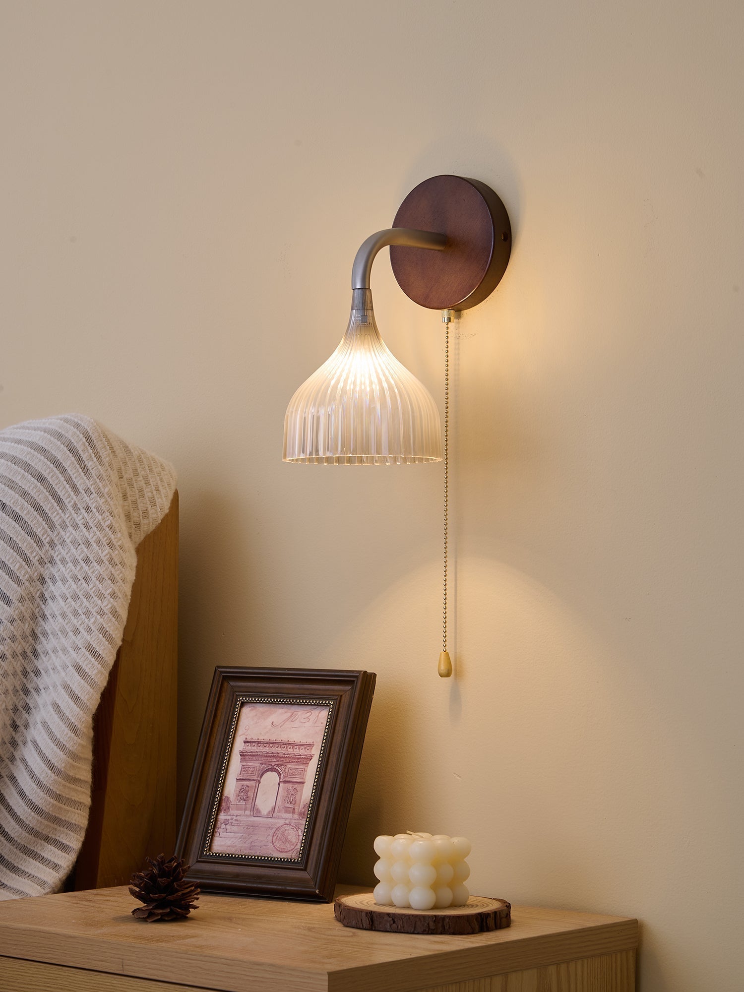 Cimararae Elegance Classic Wood Wall Lamp