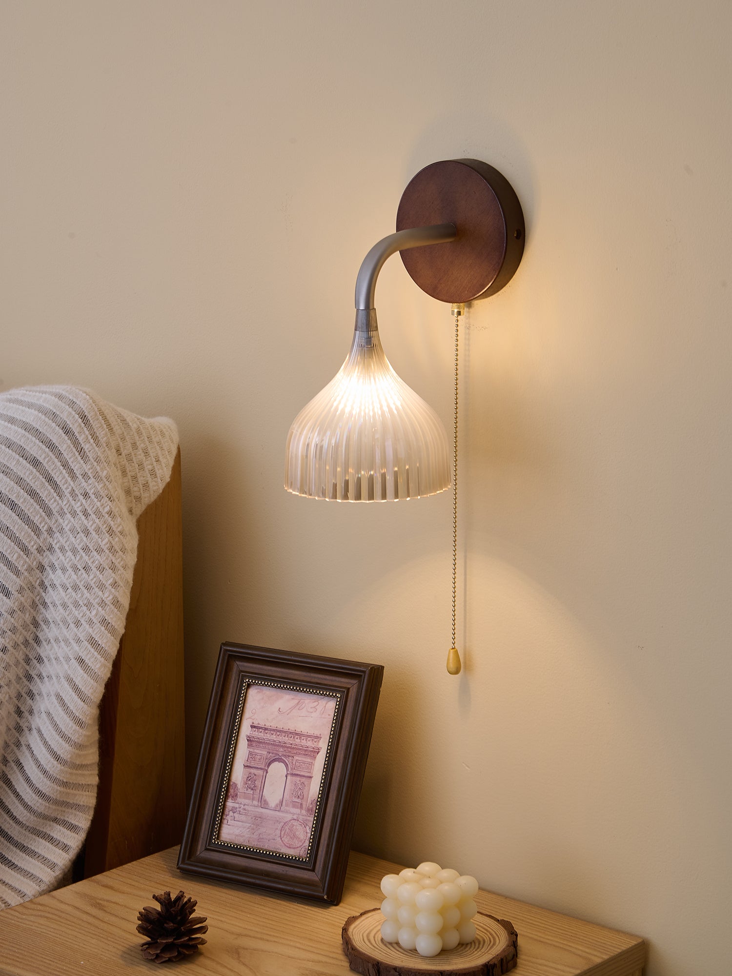 Cimararae Elegance Classic Wood Wall Lamp