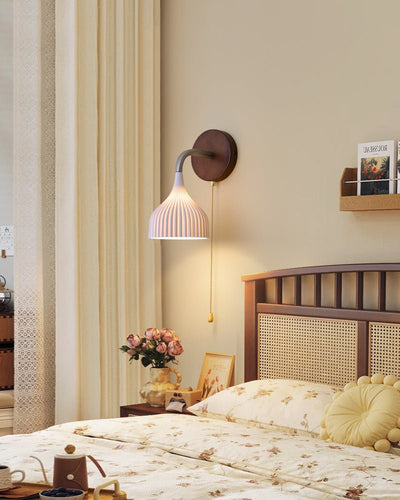 Cimararae Elegance Classic Wood Wall Lamp
