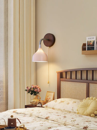 Cimararae Elegance Classic Wood Wall Lamp