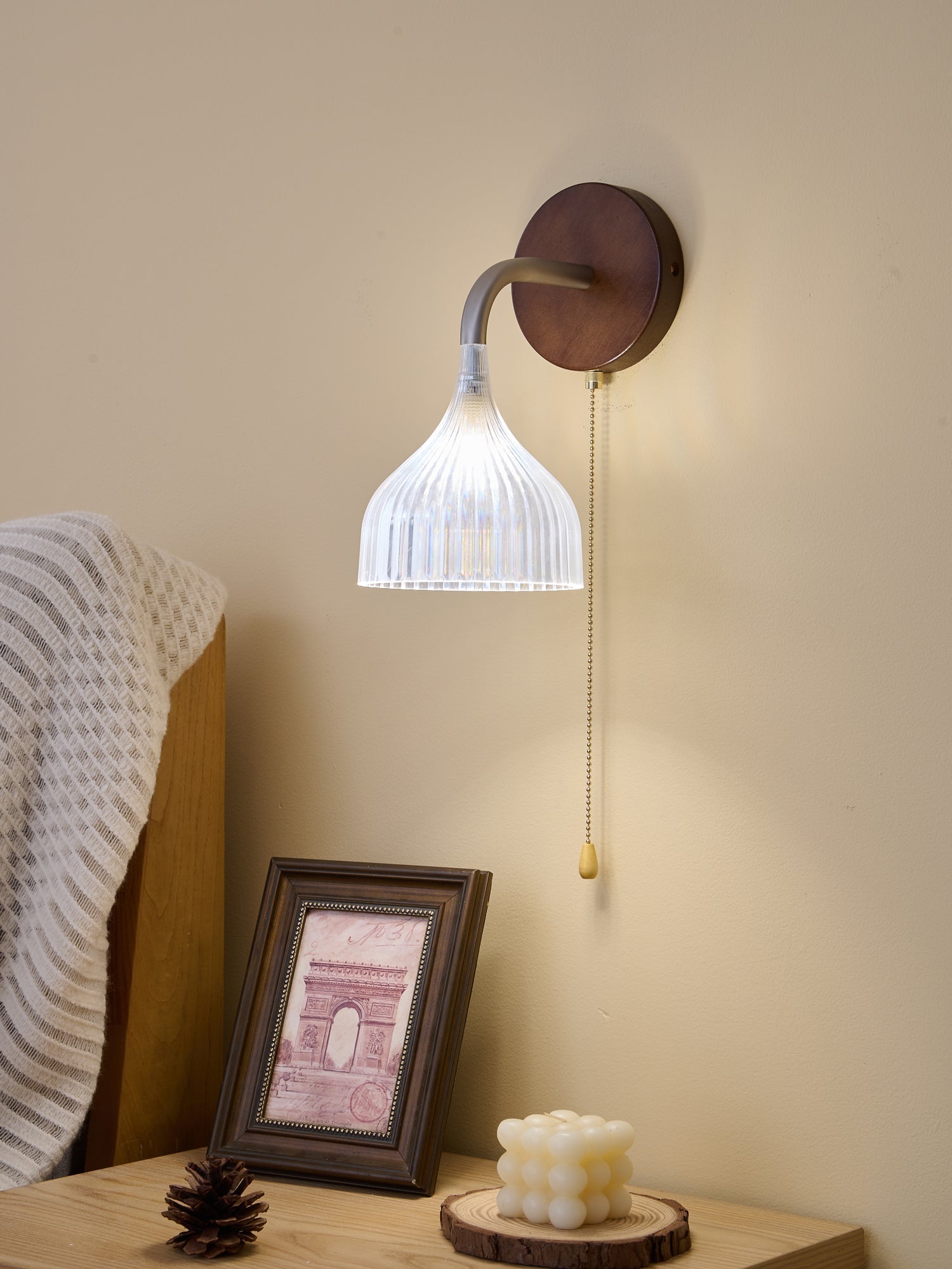 Cimararae Elegance Classic Wood Wall Lamp