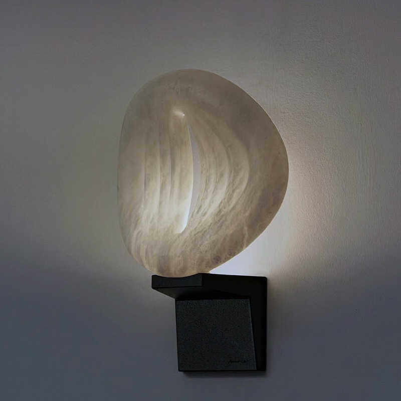 Eirion Rift Alabaster Wall Lamp