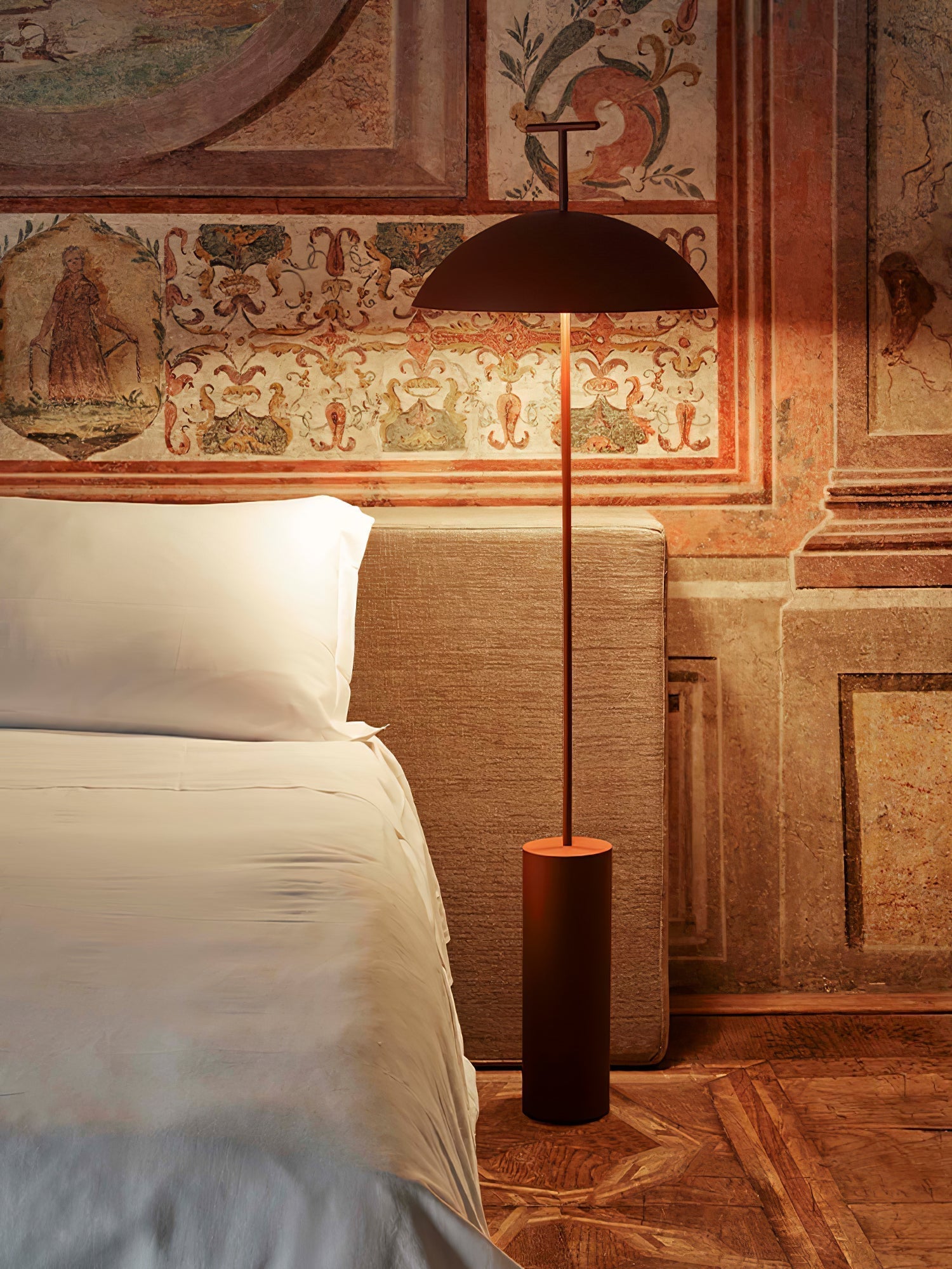 Ilraearil Modern Floor Lamp