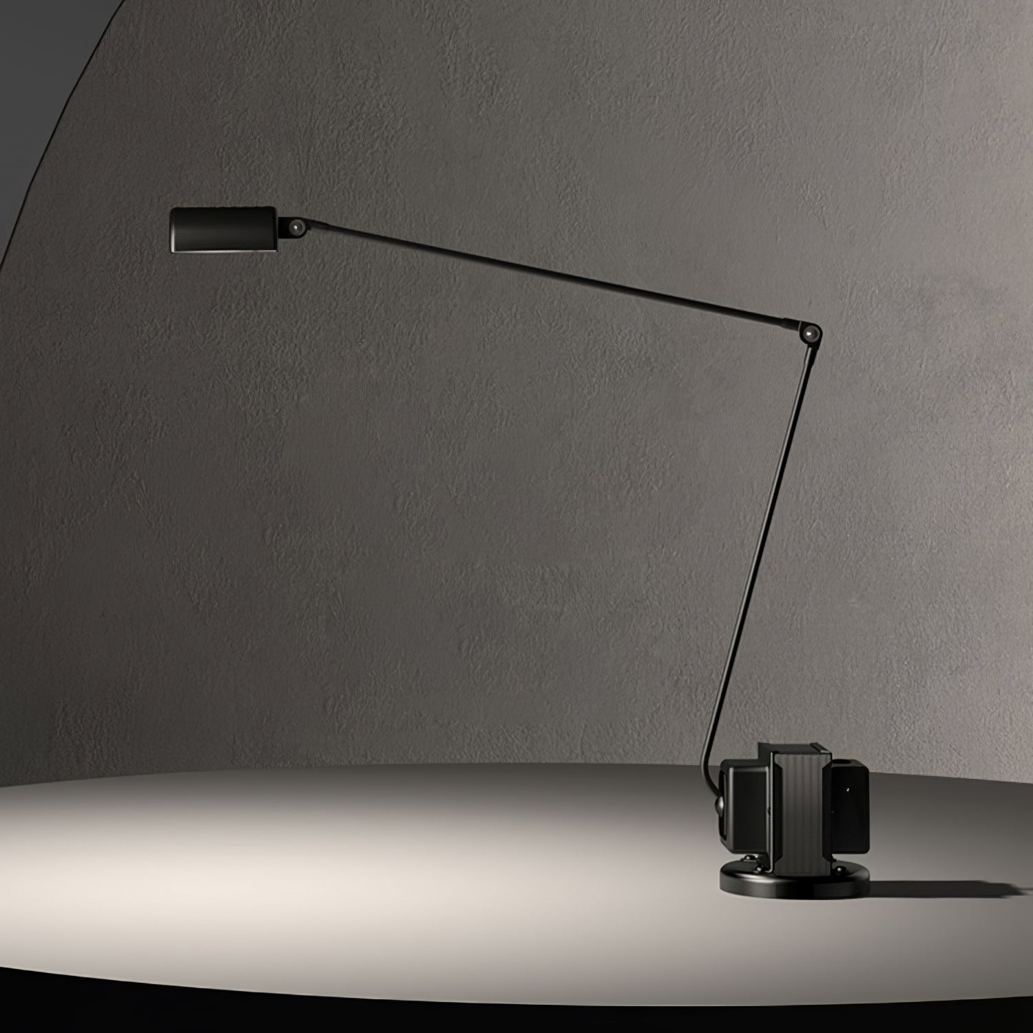 Orvyn Minimalist Table Lamp