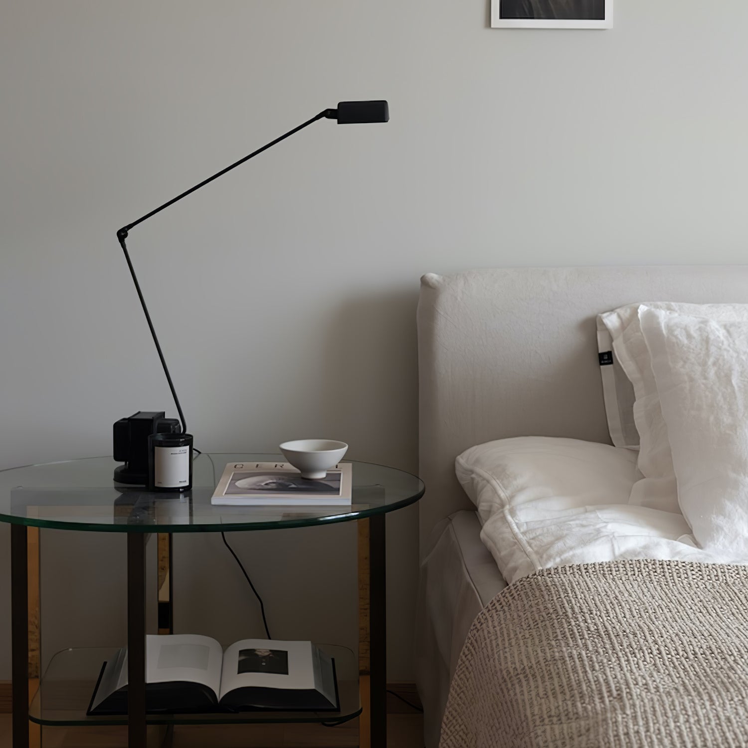Orvyn Minimalist Table Lamp