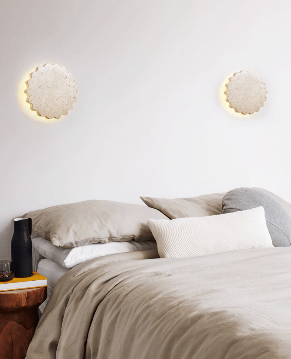 Viraanette Luna Scallop Wall Lamp
