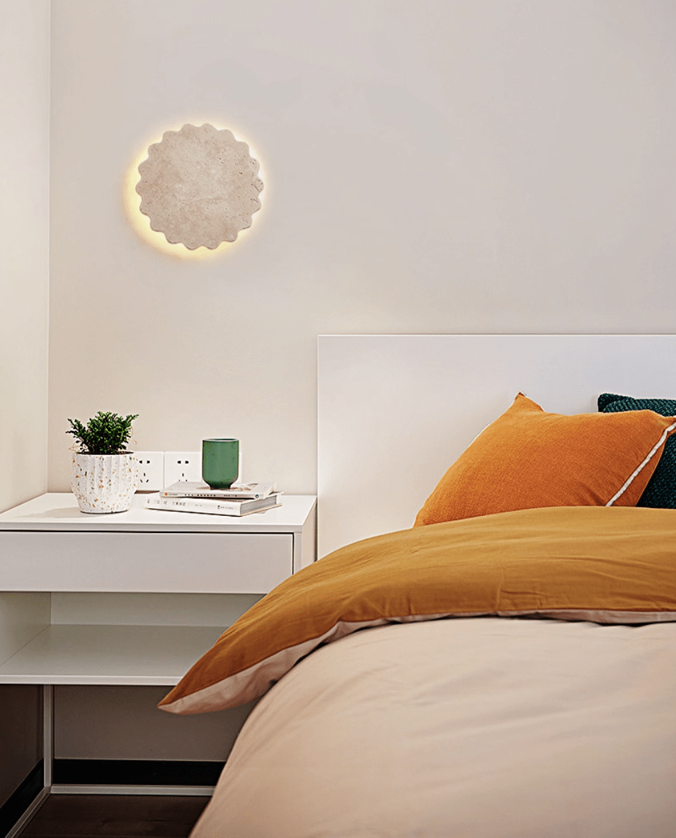 Viraanette Luna Scallop Wall Lamp