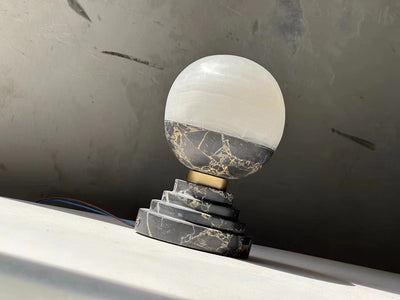 Tinarea Table Lamp