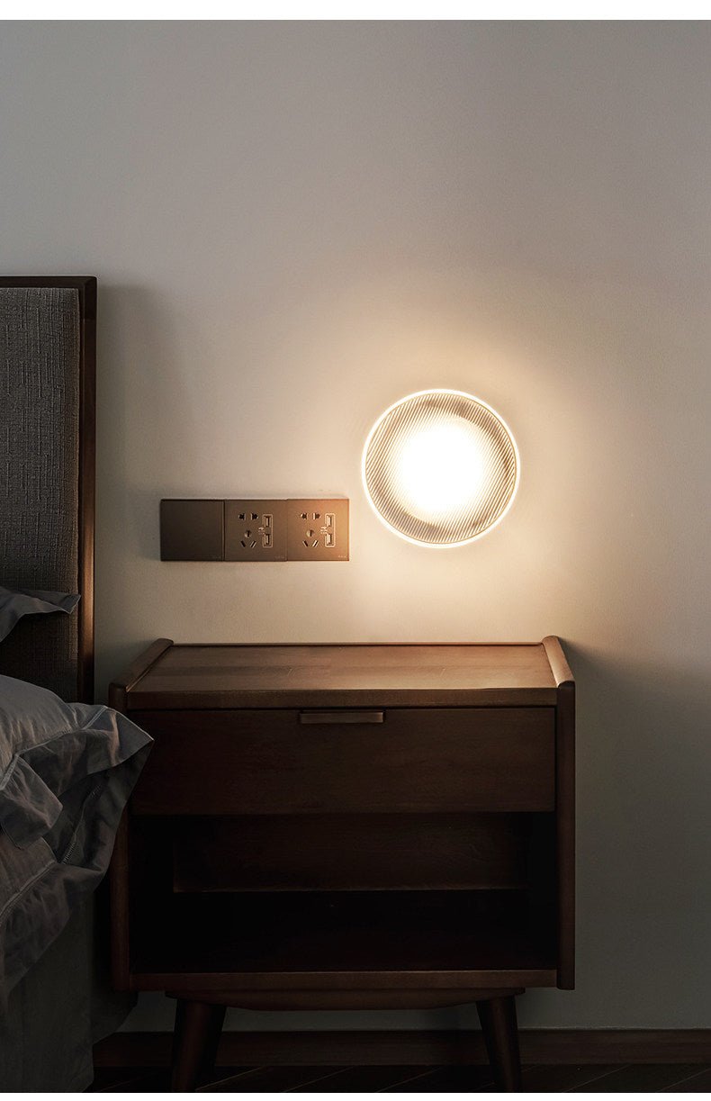 Noct Ribbed Glass Wall Sconce