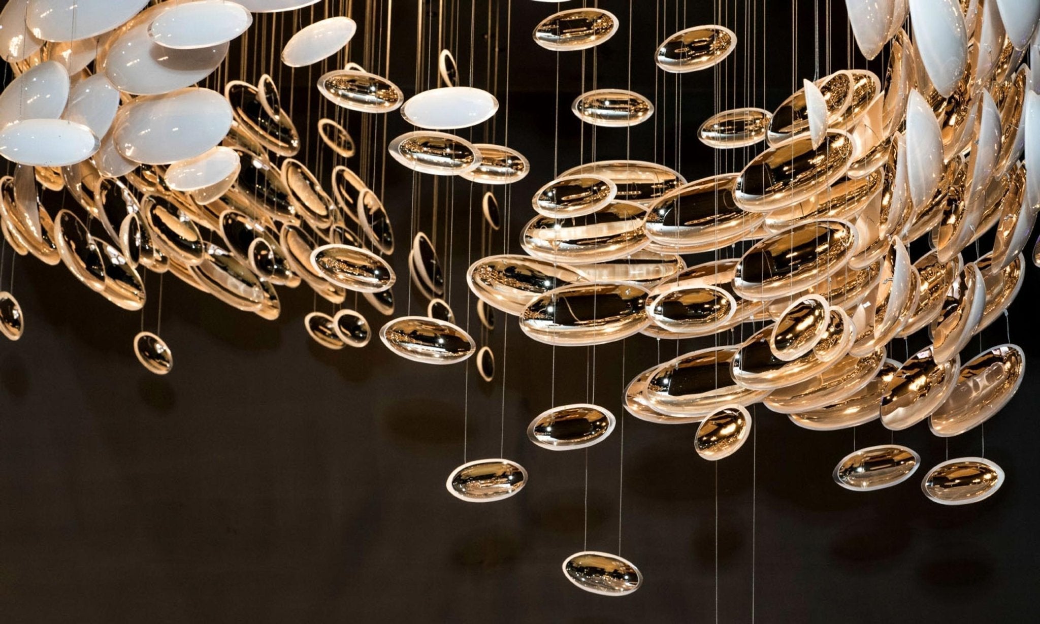 Nylorisra Art Pendant Light