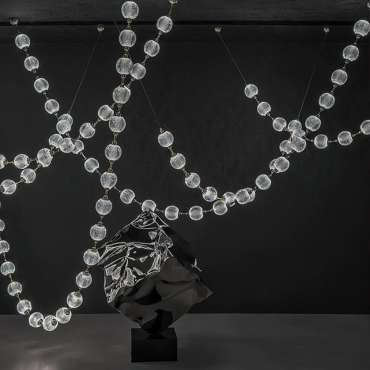 Lindencourt Strand Necklace Chandelier