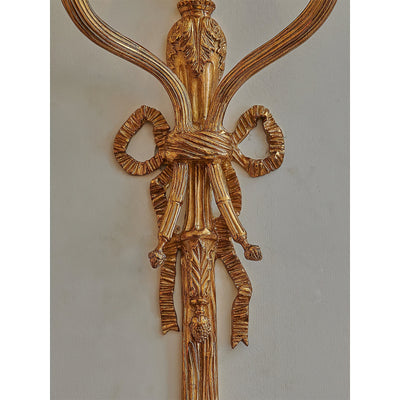 Selisaya Wall Lamp