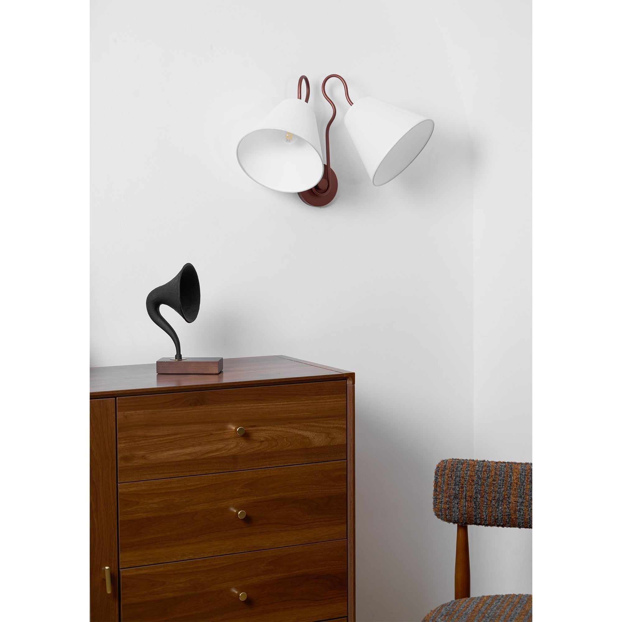 Orelorenne Wall Lamp
