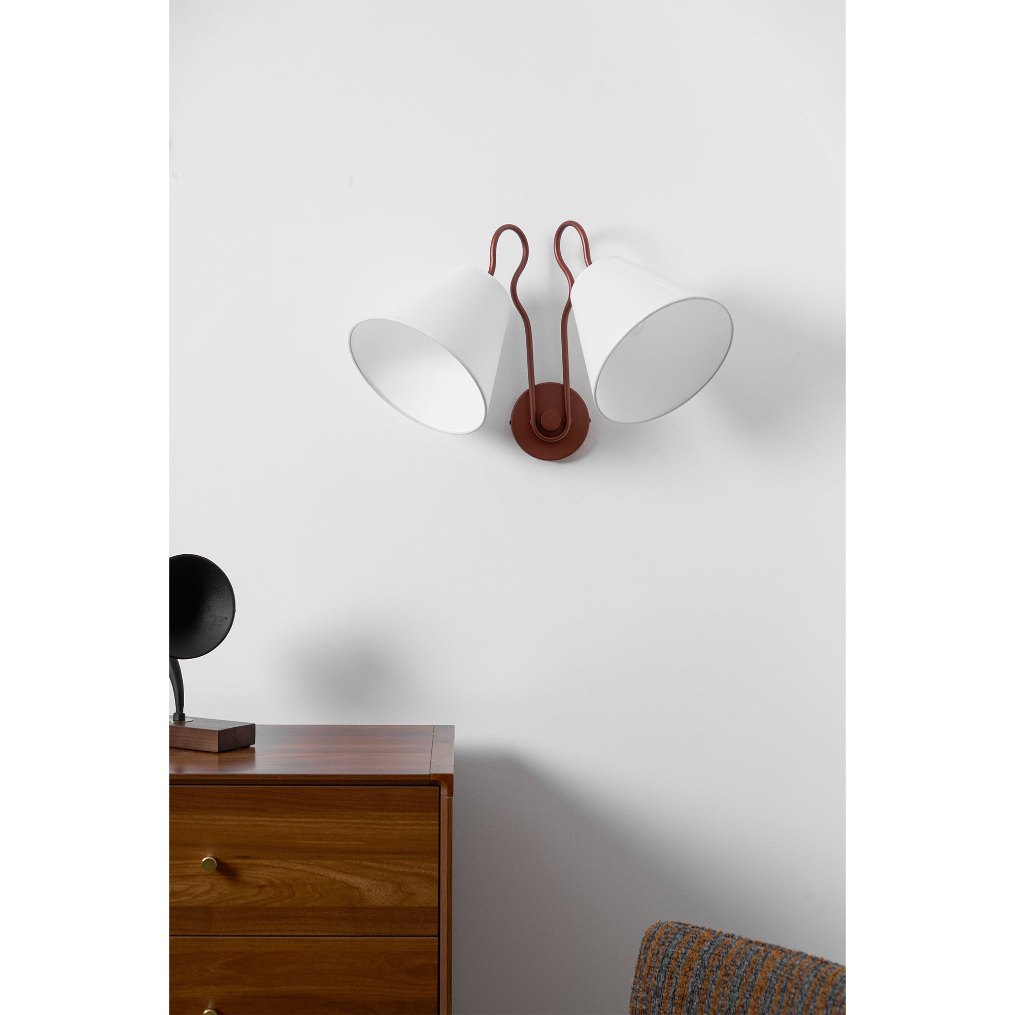 Orelorenne Wall Lamp