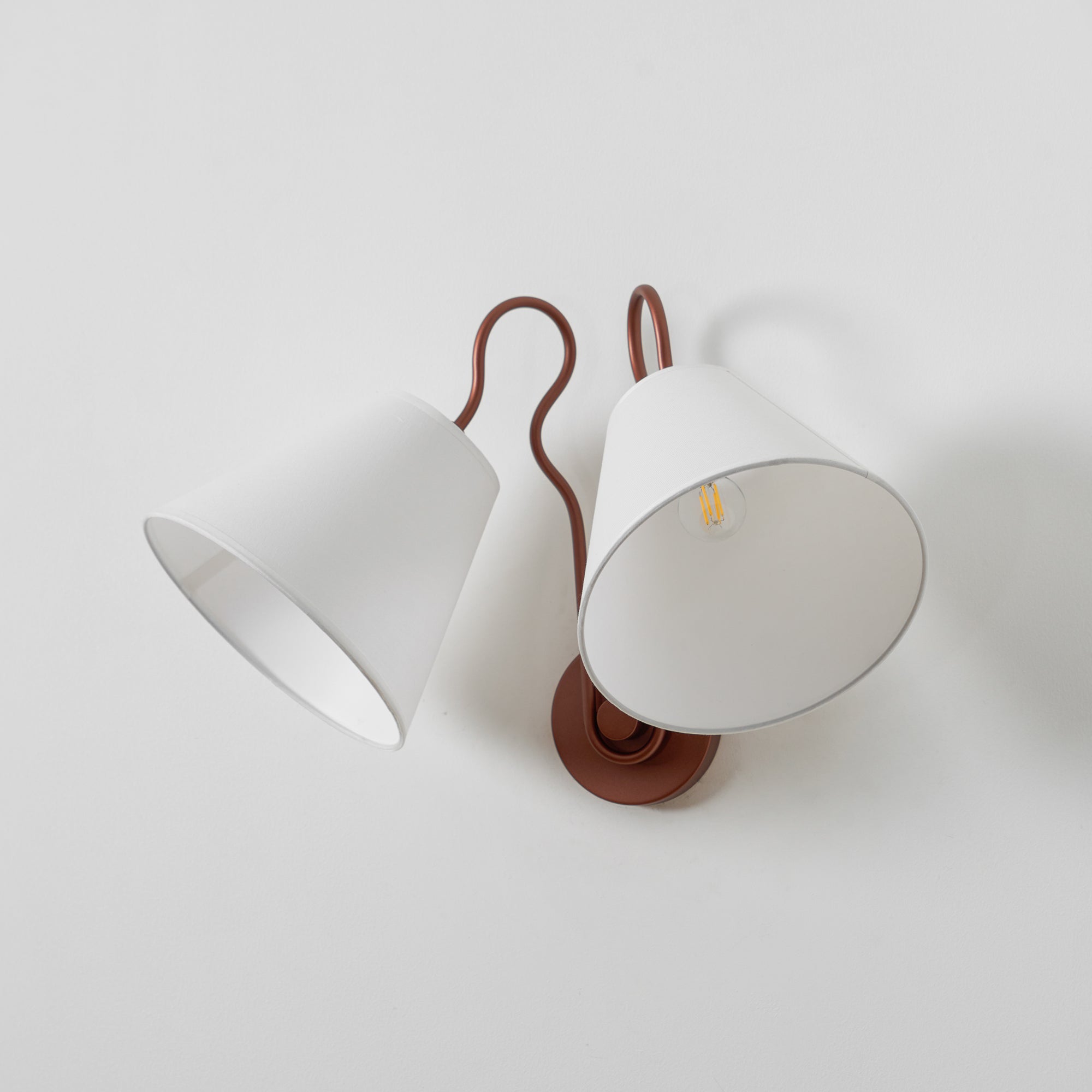Orelorenne Wall Lamp