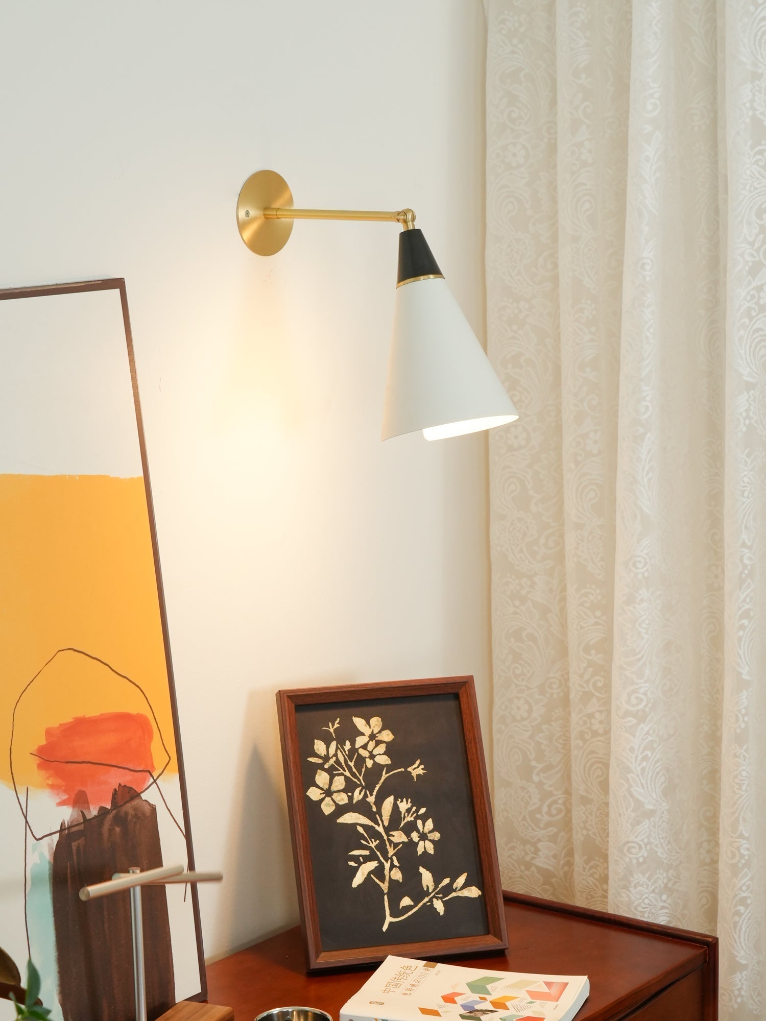 Orieiella Modern Minimalist Brass Wall Lamp