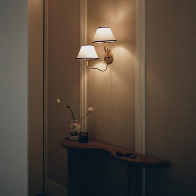Selirora Wall Lamp