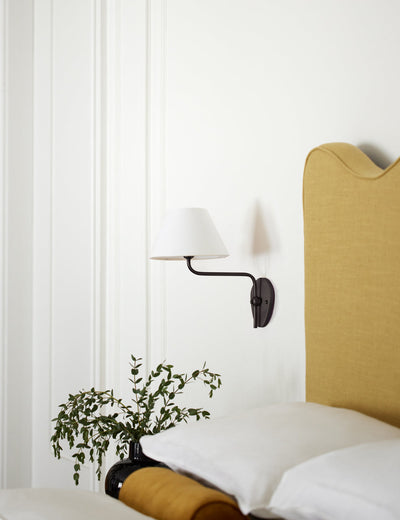 Selirora Wall Lamp