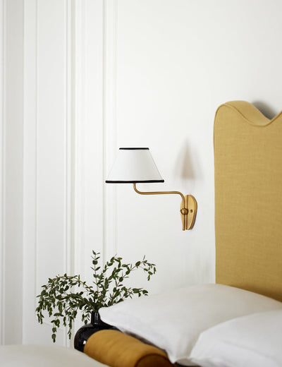Selirora Wall Lamp