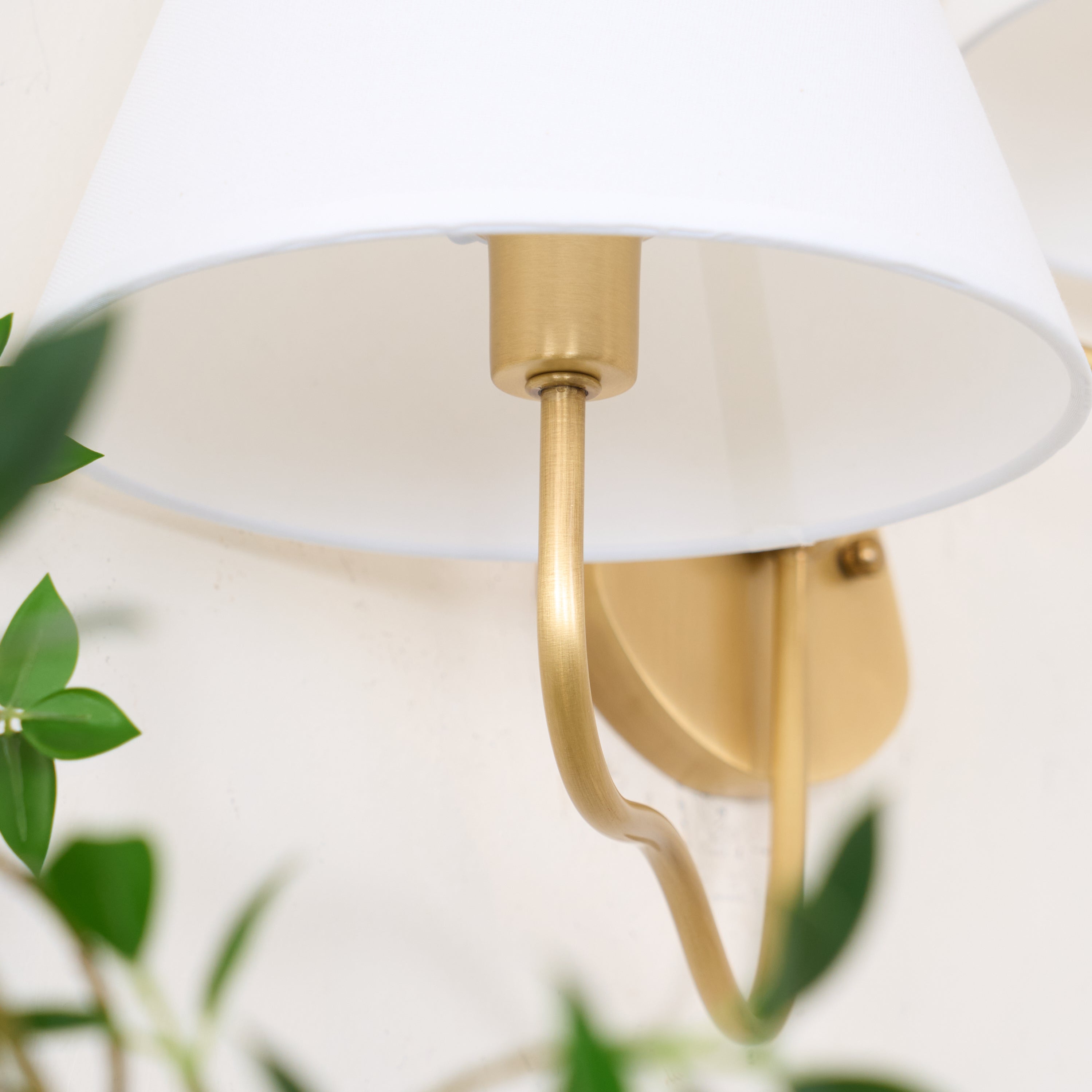 Selirora Wall Lamp