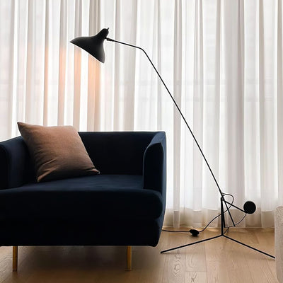 ArcMotion Mantis Arm Floor Lamp