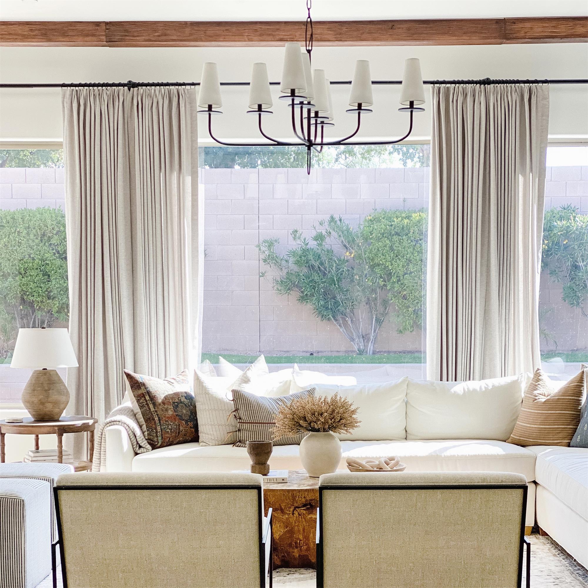 Rivaneon Chandelier