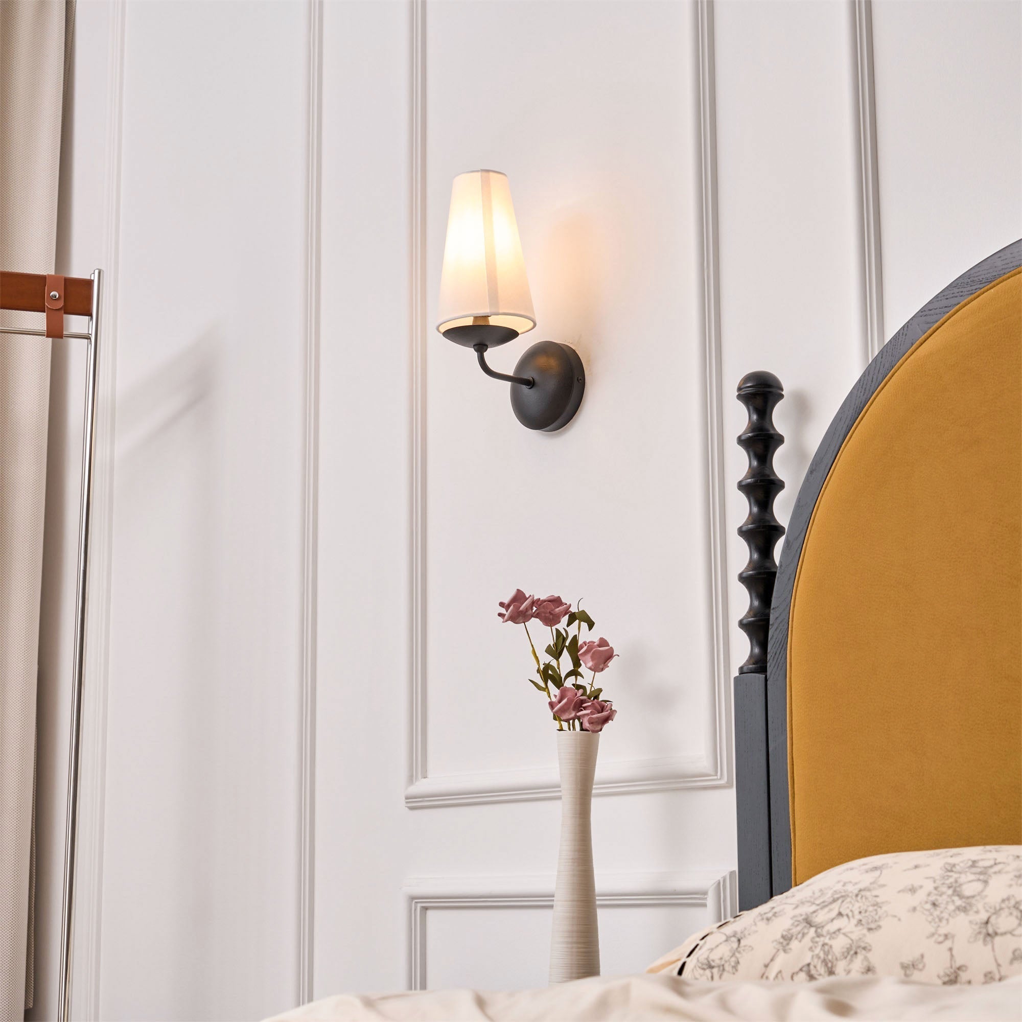 Sorerielle Wall Lamp