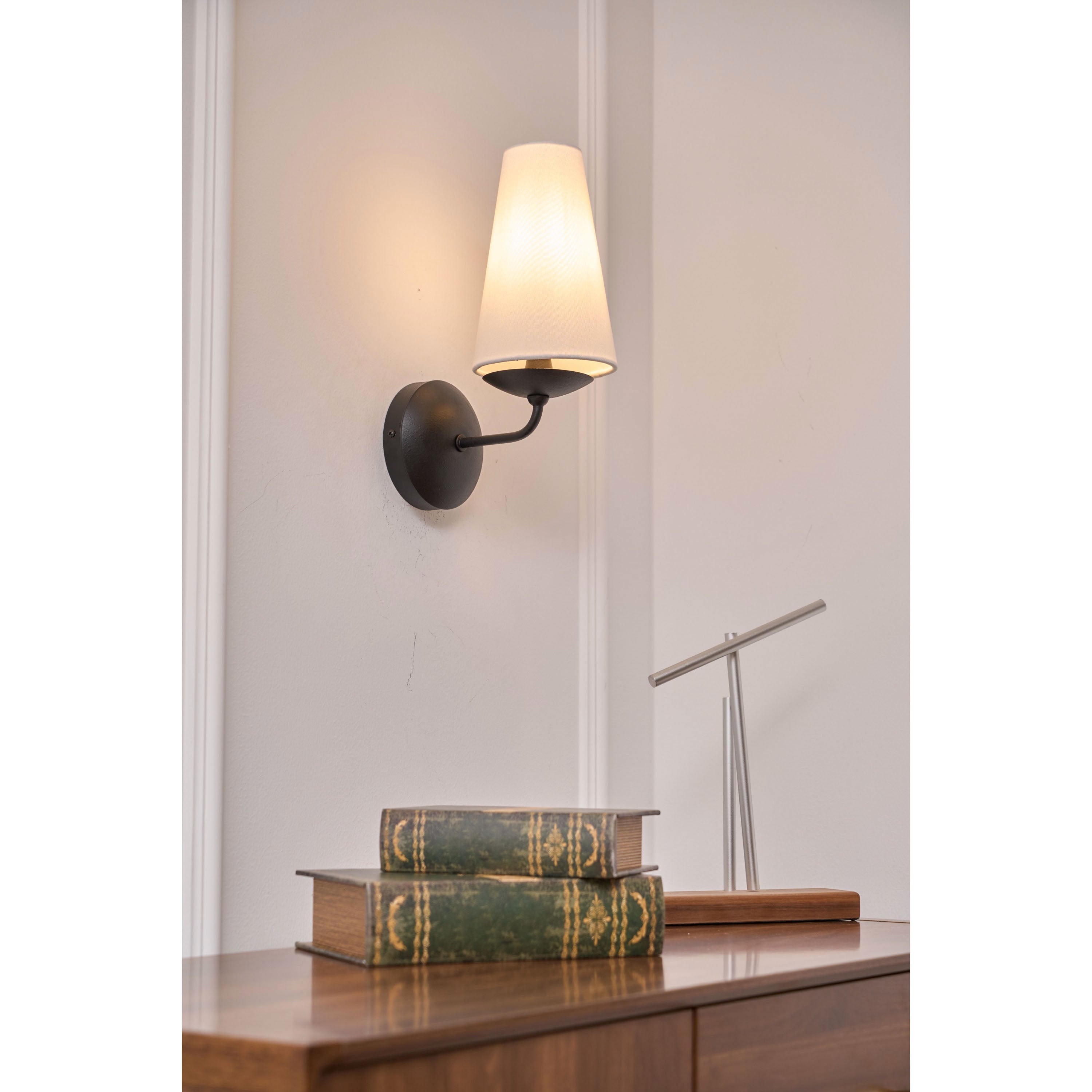 Sorerielle Wall Lamp