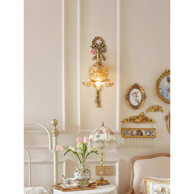 Terieella Wall Lamp