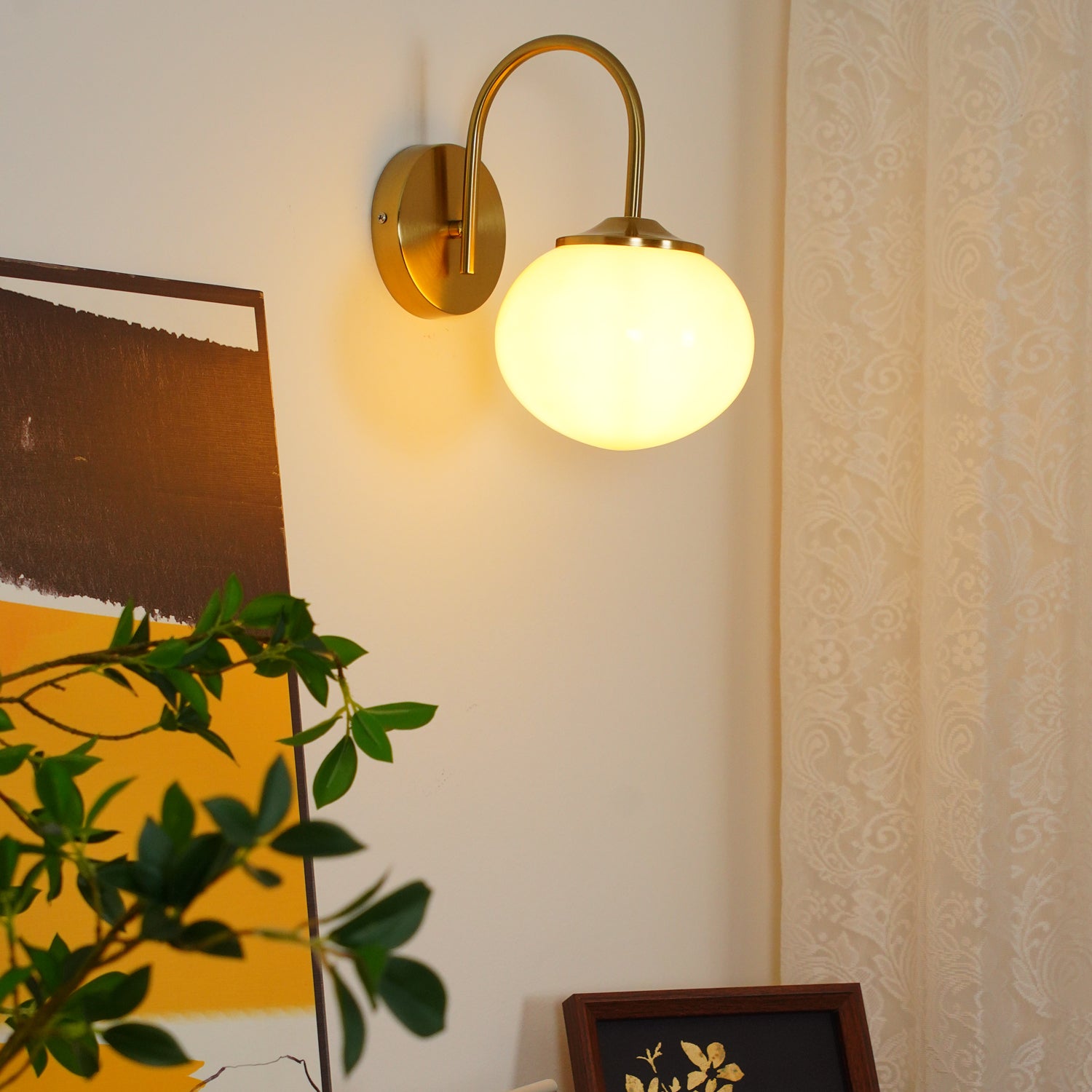 Ove Premium Nordic Art Glass Wall Lamp