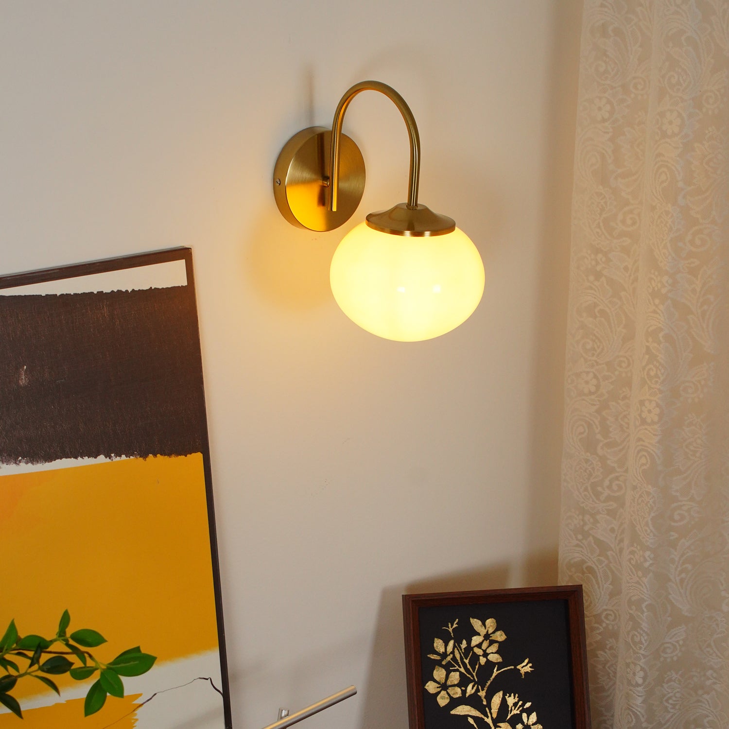Ove Premium Nordic Art Glass Wall Lamp