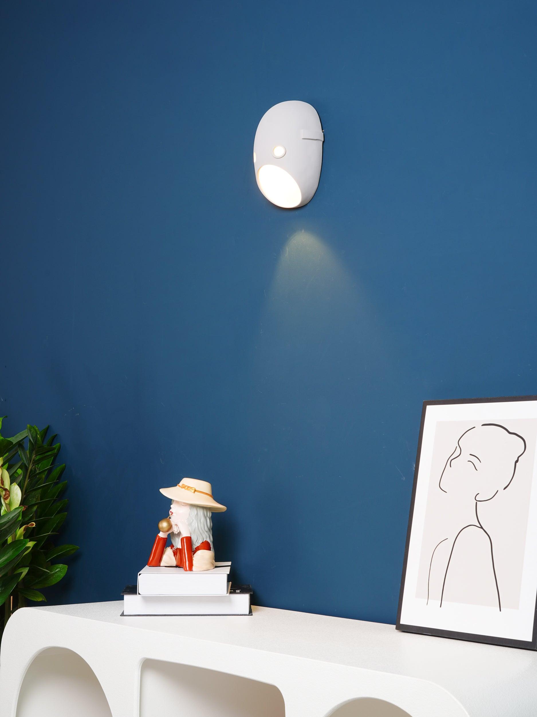 Mask Individual Creativity Resin Wall Light