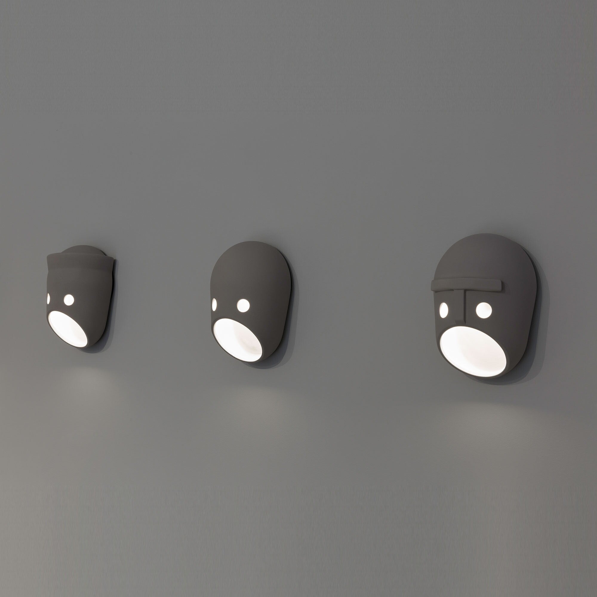 Mask Individual Creativity Resin Wall Light