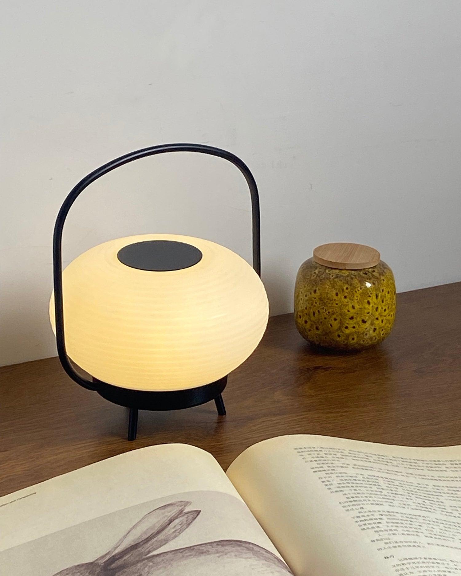 Saelan Minimalist Table Lamp