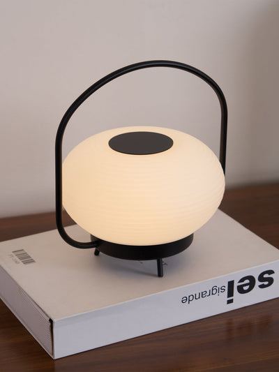 Saelan Minimalist Table Lamp