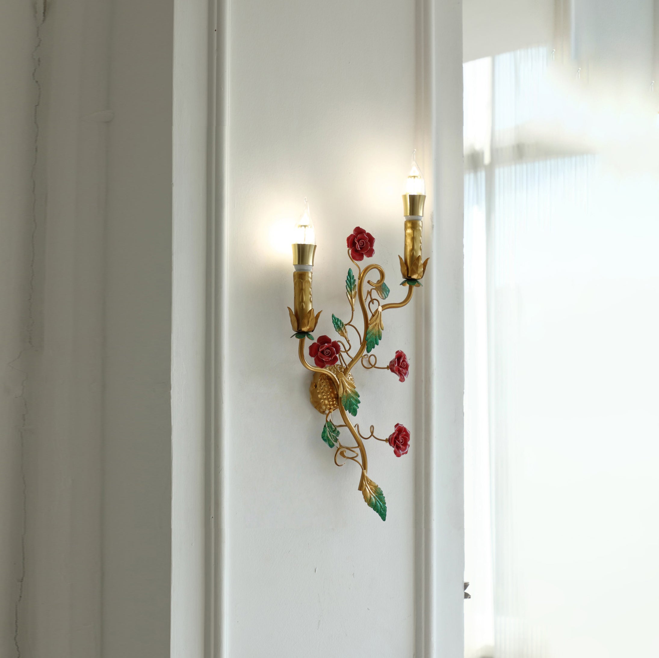 Teriorise Wall Lamp