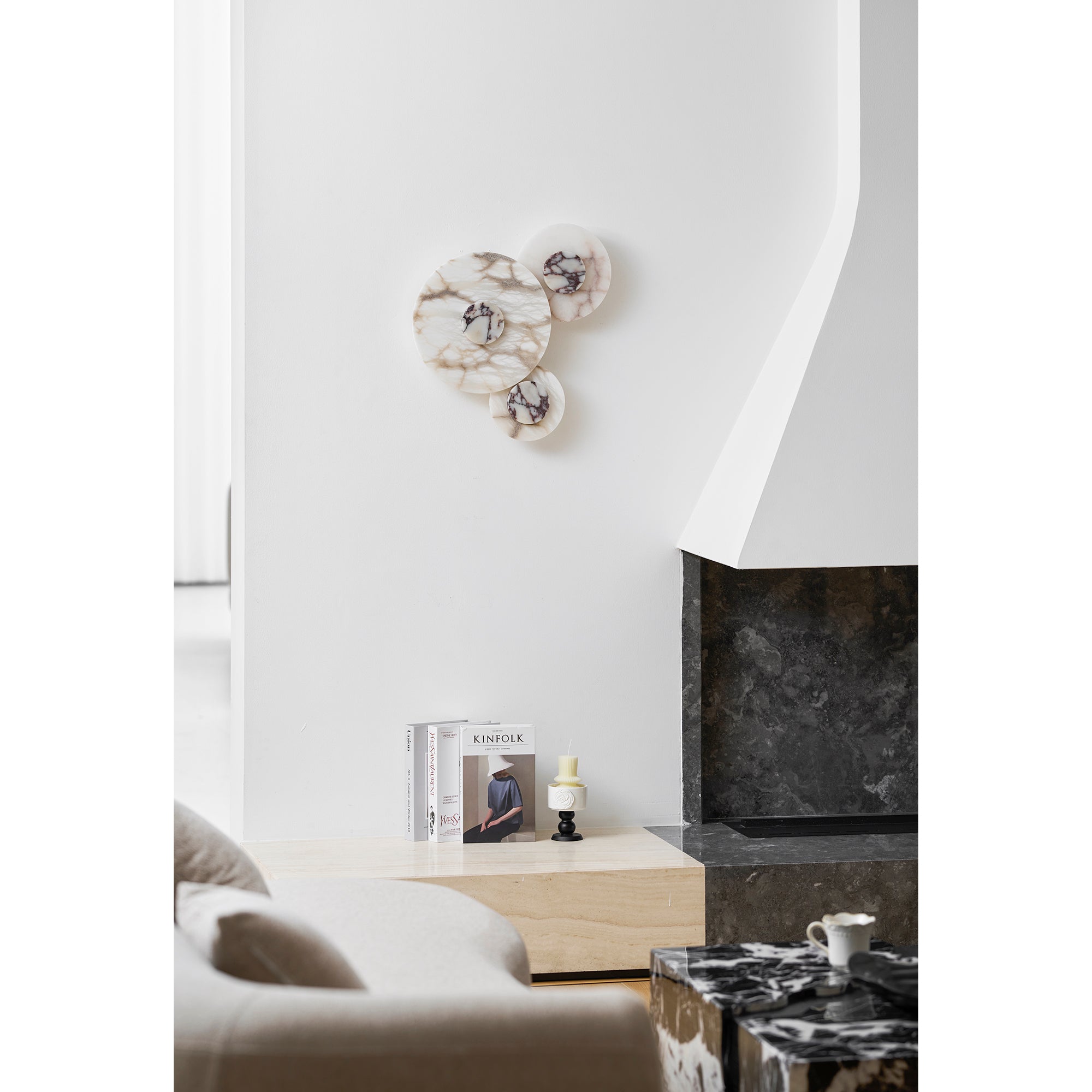 Viraisina Wall Lamp