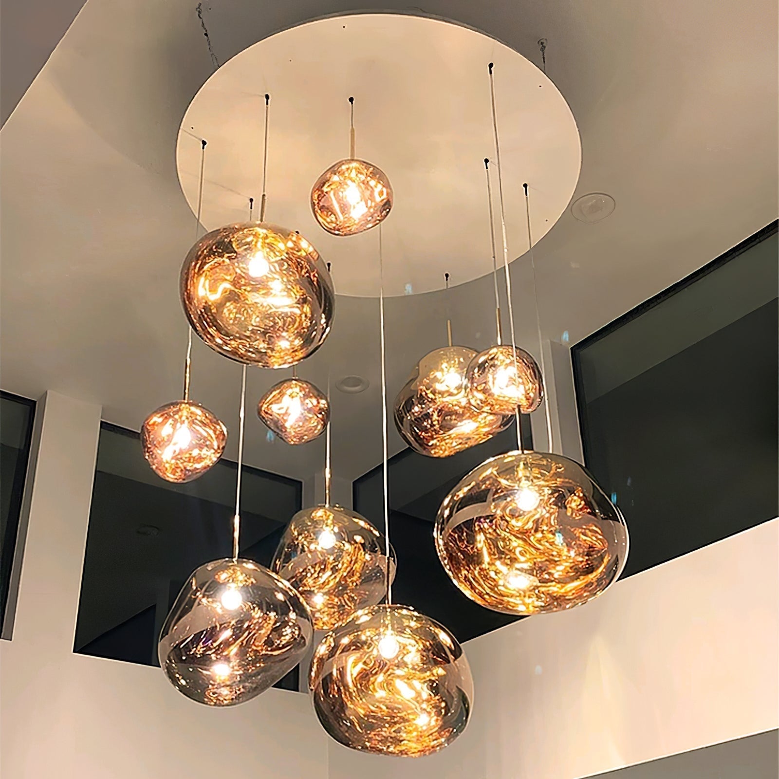 Aveneneria Spheres Pendant Lamp