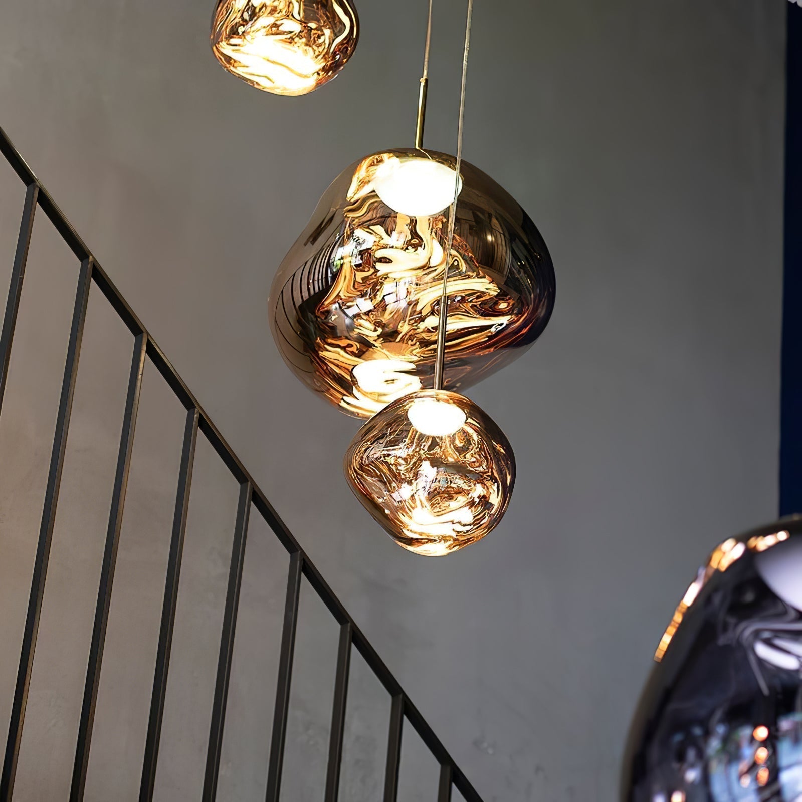 Aveneneria Spheres Pendant Lamp