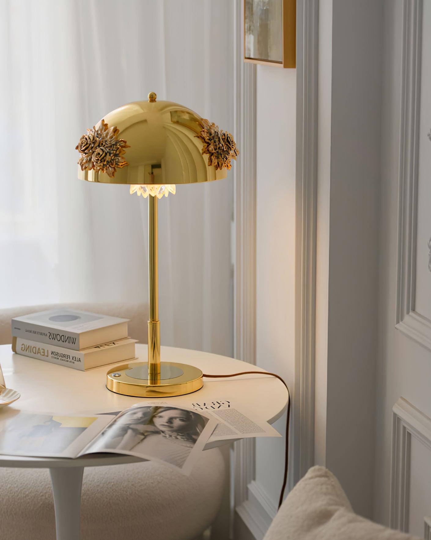 Uvaris Romantic  Crystal Table Lamp